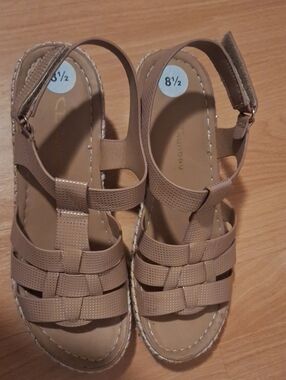 CL by Chinese Laundry Tan Woven Espadrille Sandals